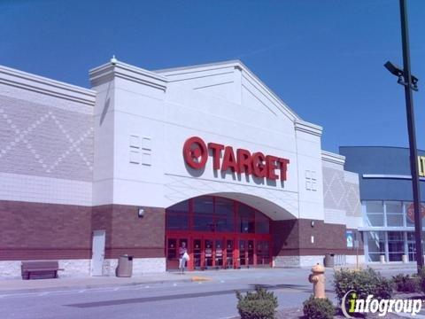 Target, 197 Gravois Bluffs Plaza Dr, Fenton, MO 63026, US - MapQuest