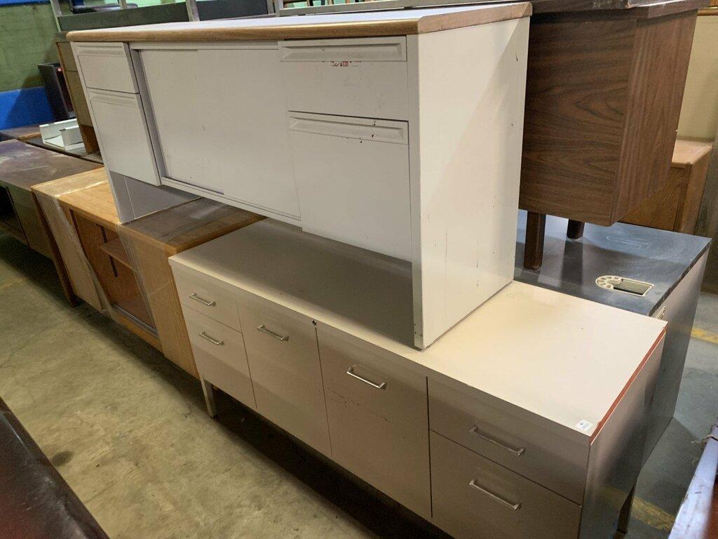 E & F Office Furniture