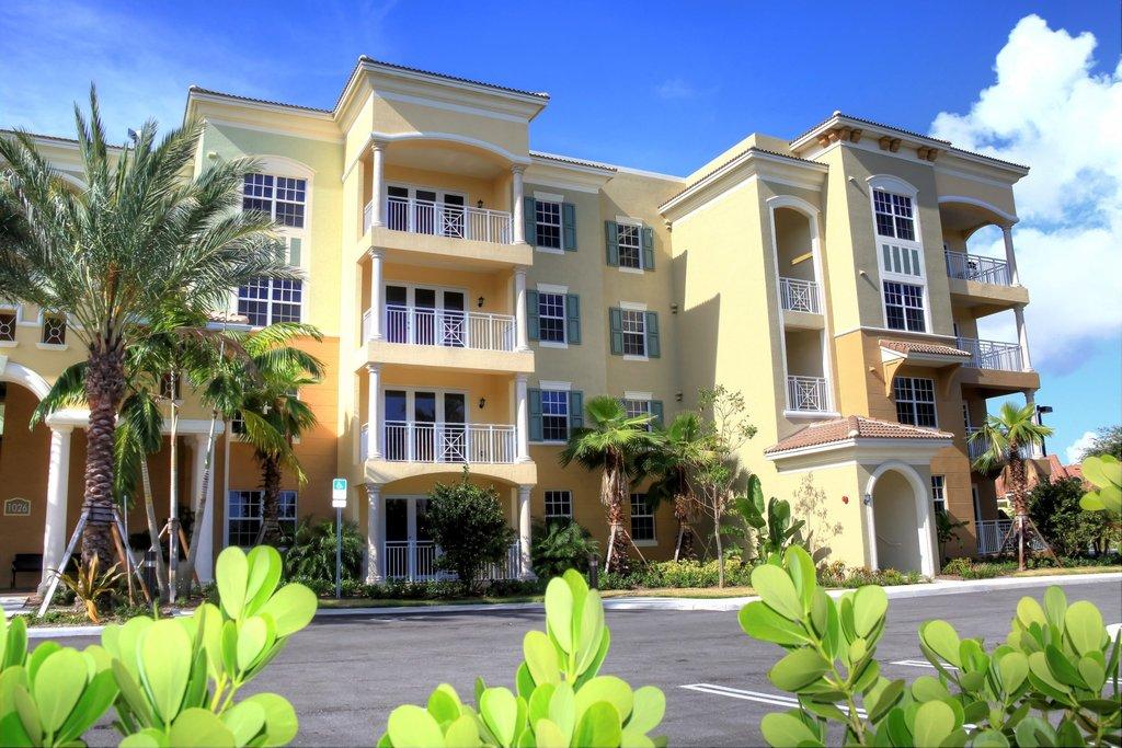 Riverwalk Pointe at Mangrove Bay Apartments