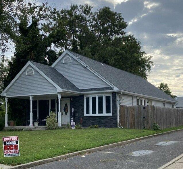 ECC Roofing & Siding