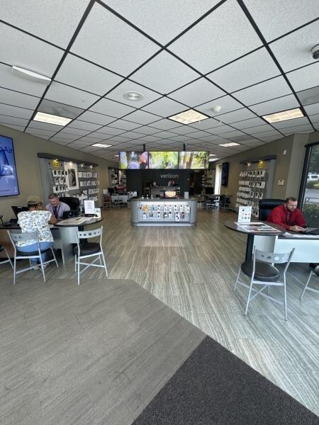 Cellular Sales-Verizon Authorized Retailer