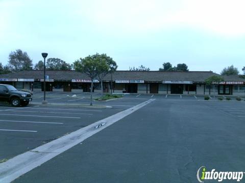 Hafsan Alhaouasli - Cosmetic Dentistry Center