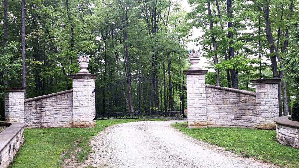 Accent Limestone & Carving