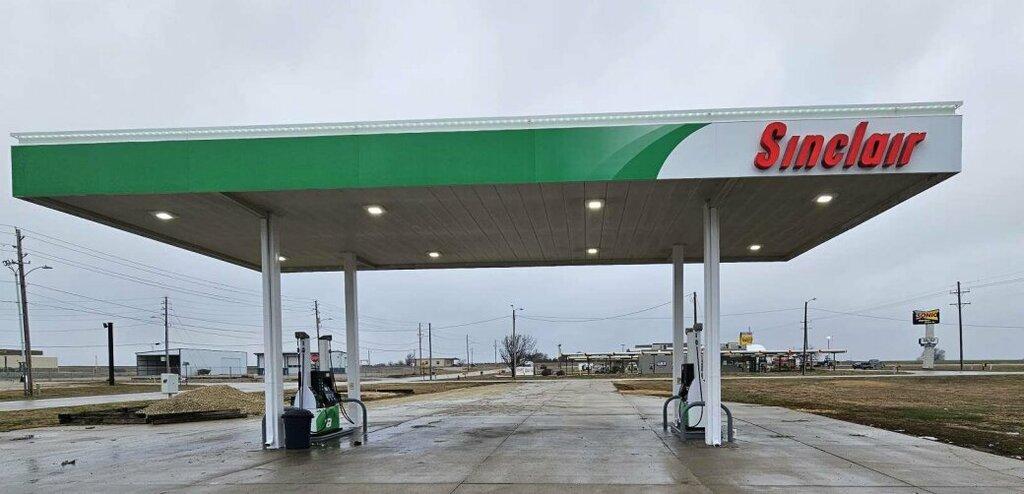 Sinclair Gas Station