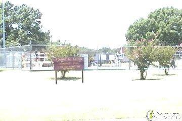 Tommie M Allen Swimming Pool