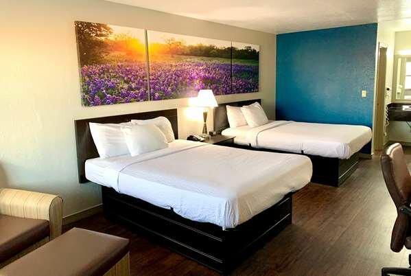 Days Inn by Wyndham Canton