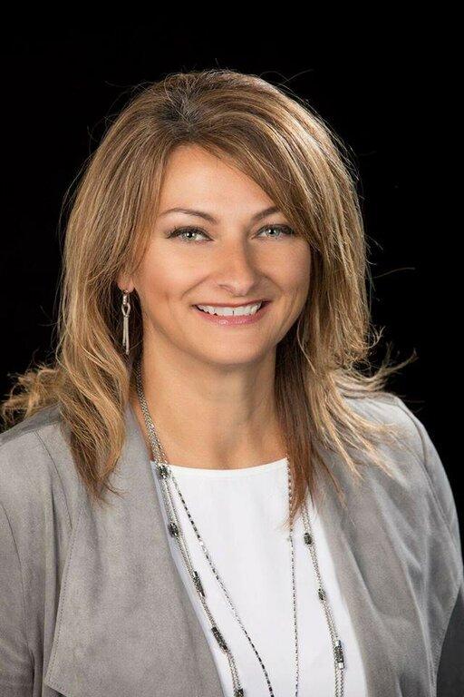 Barbara Serwatka - Century 21 Circle