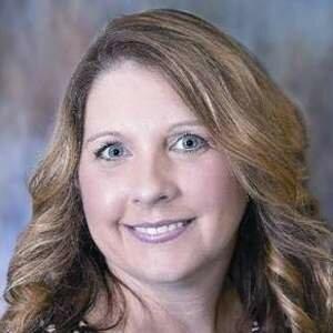 Michelle Lynn Engle RE/MAX Real Estate Associates