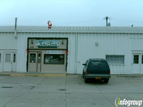 Fence Shop & Construction LLC