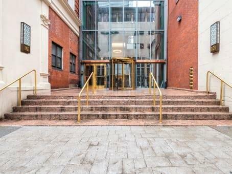 Regus - Boston - 101 Arch Street