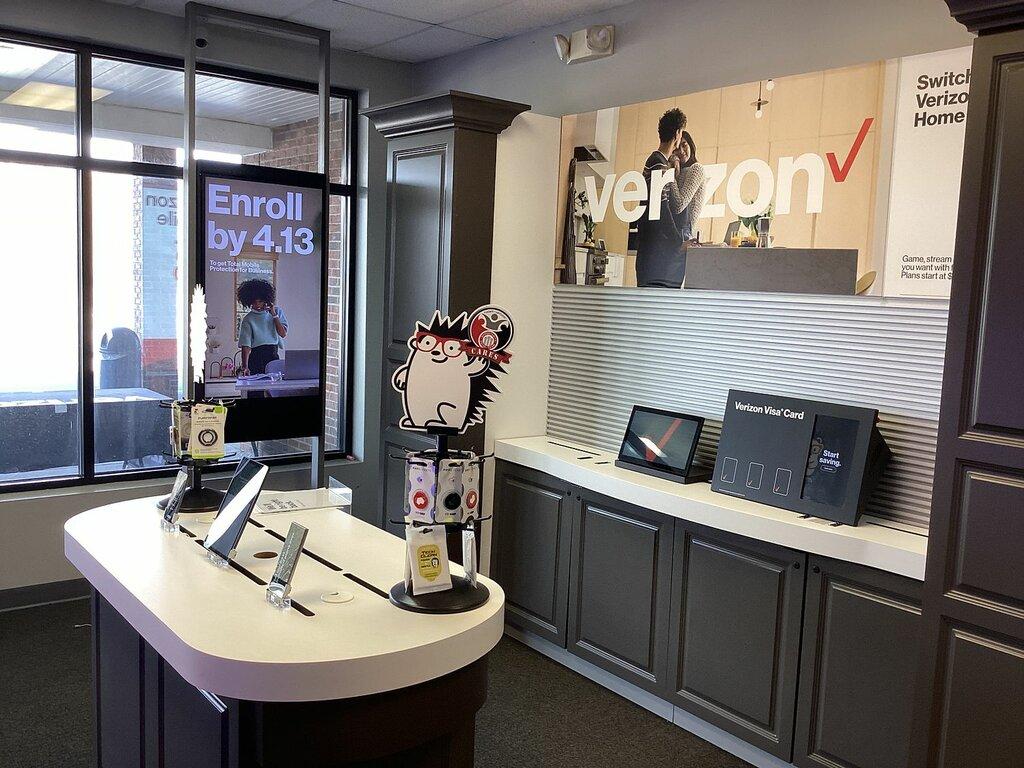 Russell Cellular-Verizon Authorized Retailer