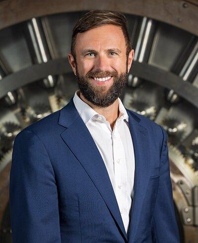 Jared Hoffman-Private Wealth Advisor, Ameriprise Financial Services, LLC