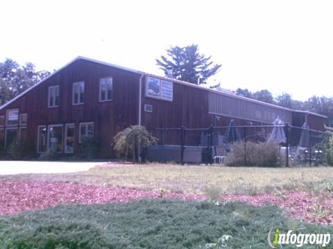 Paquette Phil & Gerry Inc