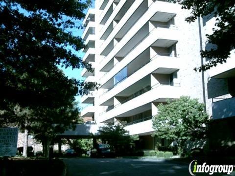 West Grand Towers Condominiums