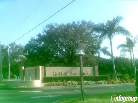 Golf & Bay Club