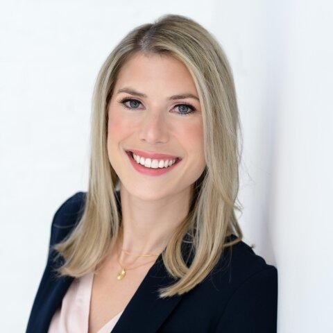 Merrill Lynch Financial Advisor Marie Paturzo