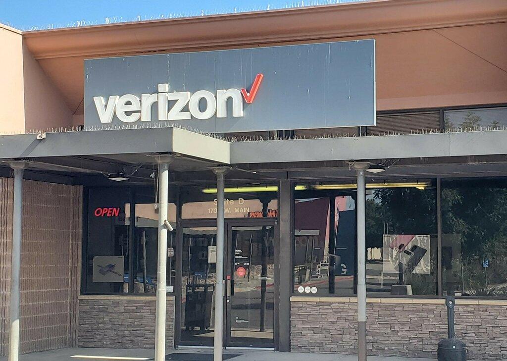 Russell Cellular-Verizon Authorized Retailer