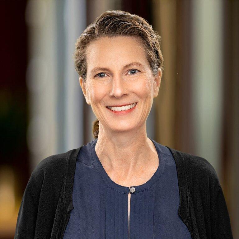 Merrill Lynch Financial Advisor Cynthia Voth