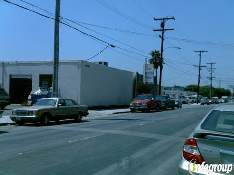 Union Jack Four Times Four LLC