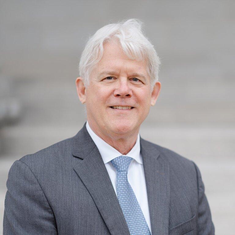 Merrill Lynch Financial Advisor Lawrence Streb