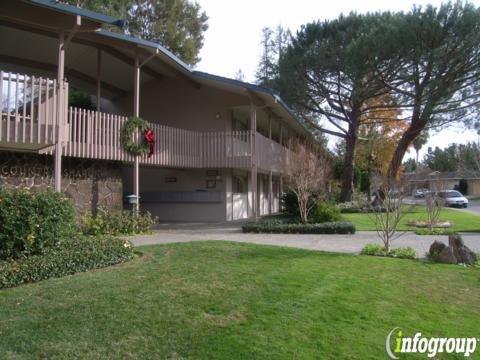 Country Sharon Apartments