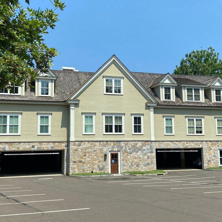 HSS Orthopedics With Stamford Health-Wilton