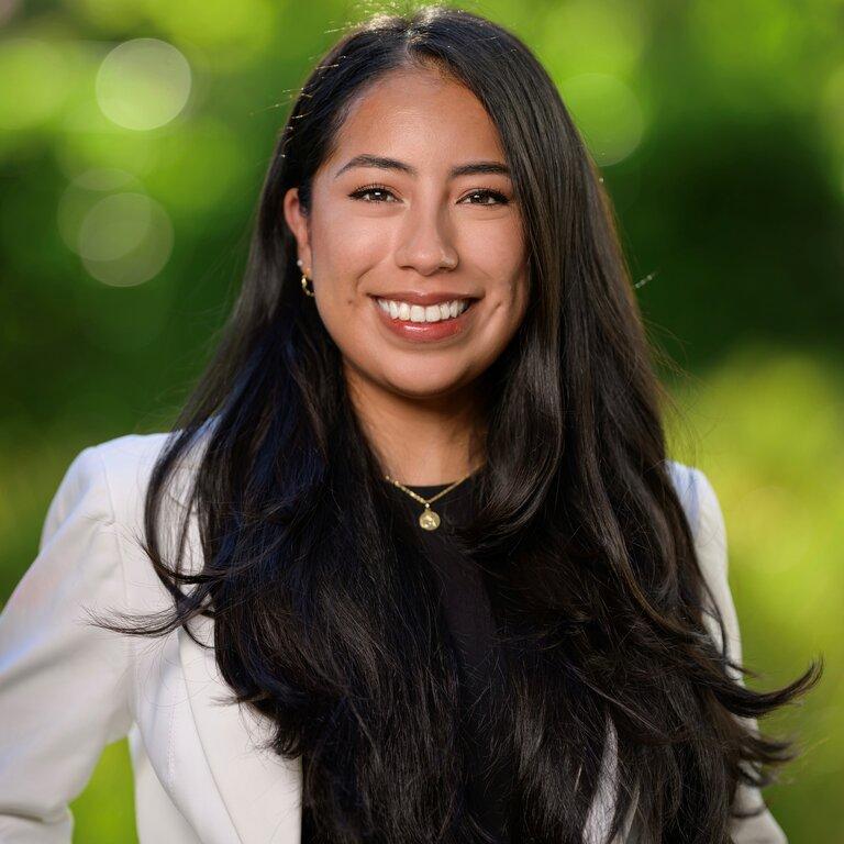 Merrill Lynch Financial Advisor Fatima Sosa Ortiz