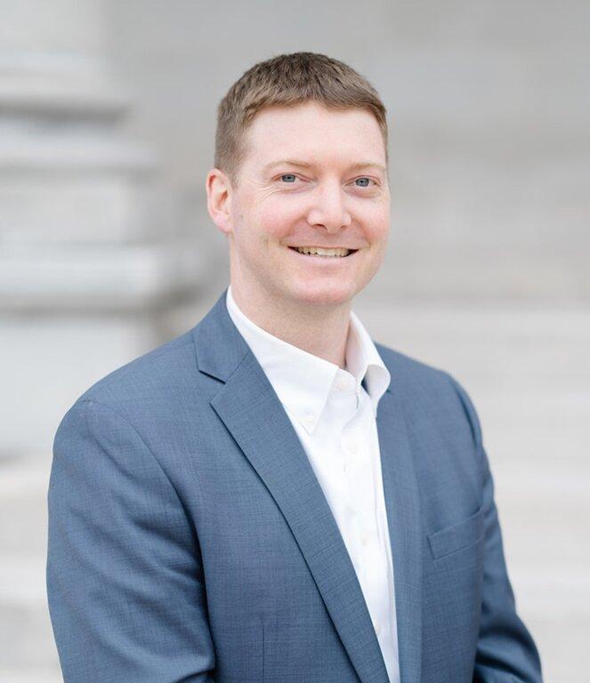 Merrill Lynch Financial Advisor Evan Roberts