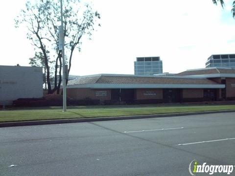 Howard A Hewlett, DPM