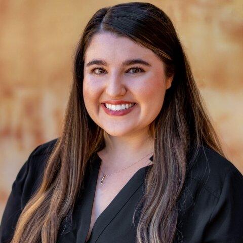 Merrill Lynch Financial Advisor Madison Faulis