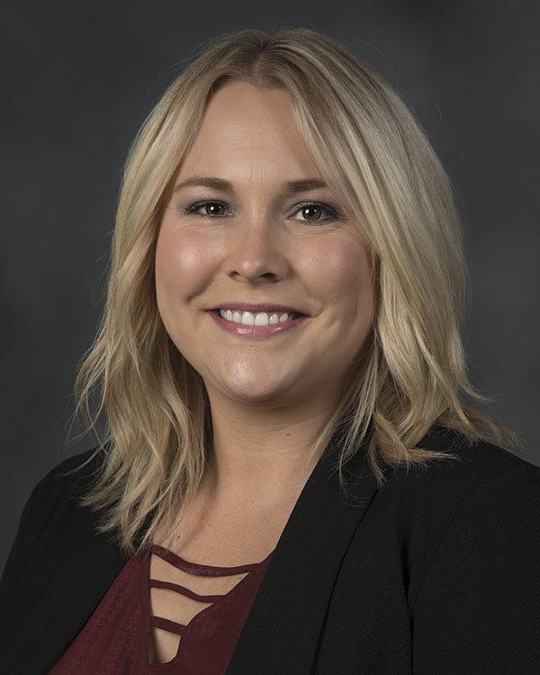 Lindy Layton - COUNTRY Financial representative