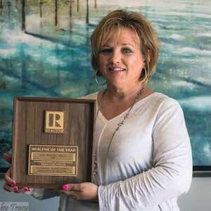 Lisa Wells - Coldwell Banker HPW