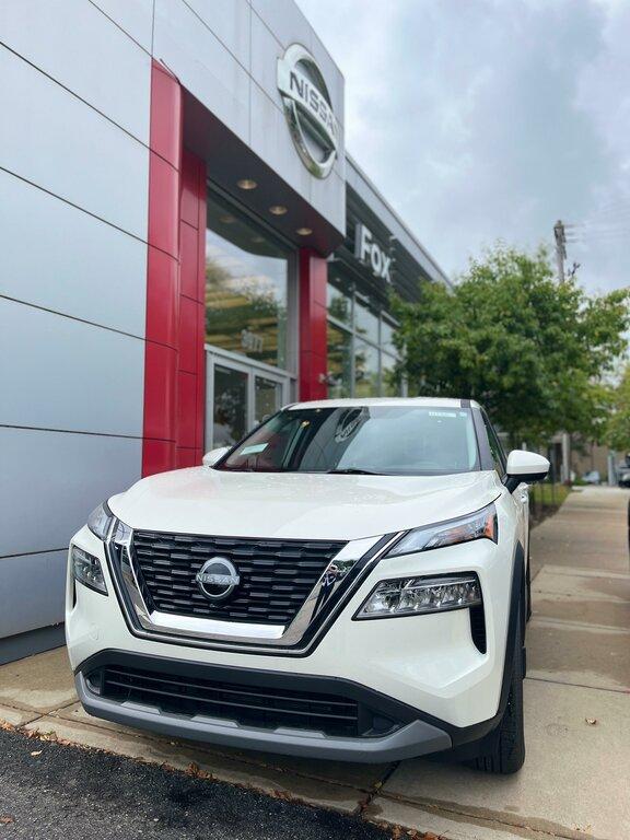 Fox Ann Arbor Nissan - Sales