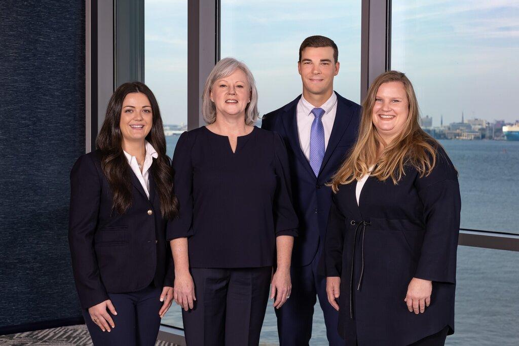 Merrill Lynch Financial Advisor Laura H Clark