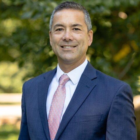 Merrill Lynch Financial Advisor Scott Tomoda