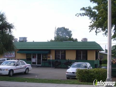 Mama Lucy's Homestyle Cooking