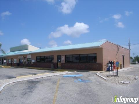 Dog House of Cape Coral Inc