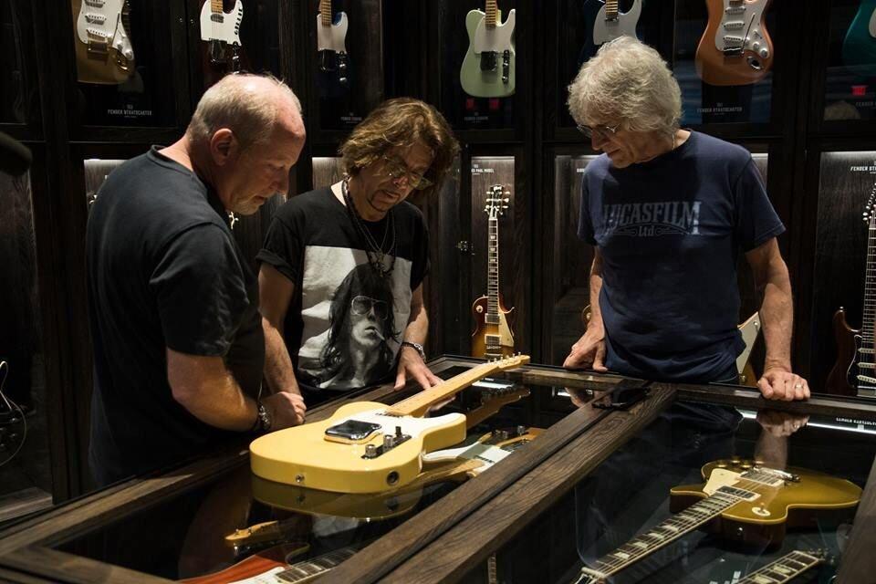 Songbirds Guitar & Pop Culture Museum