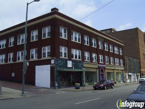 Lynda Tuttle's Art Center