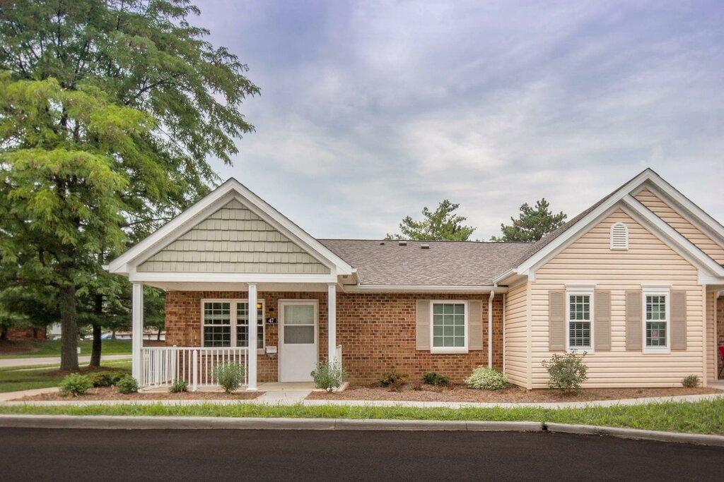 Sunnyview Square Apartments