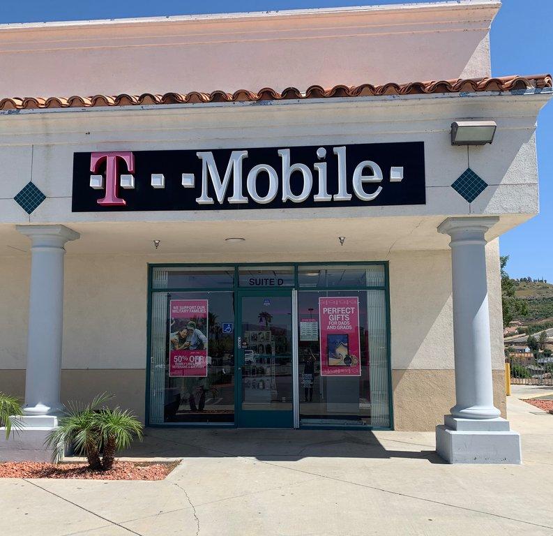 T-Mobile Authorized Retailer