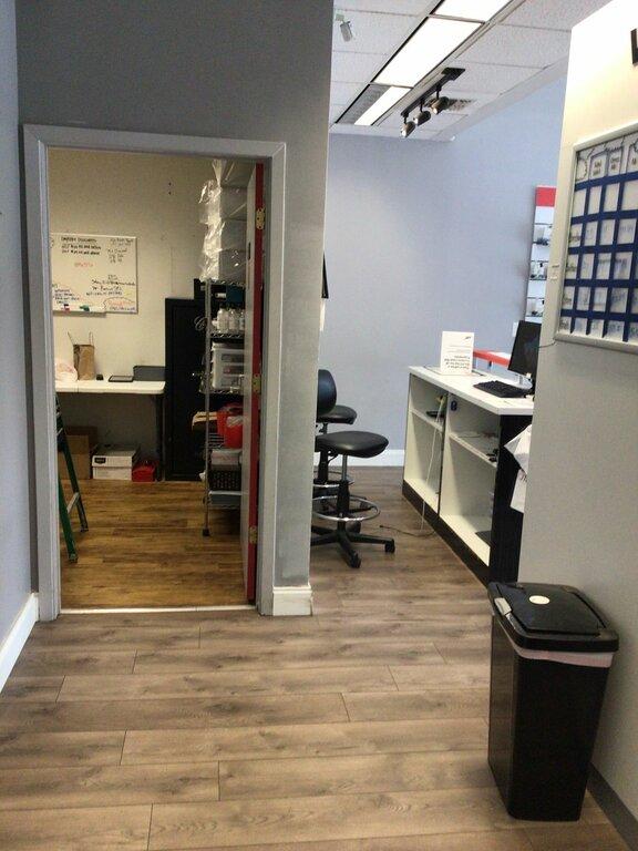 Russell Cellular-Verizon Authorized Retailer