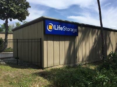 Extra Space Storage