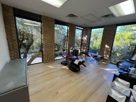 Back 'n Place Chiropractic-Austin Chiropractor