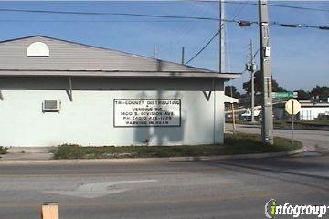 Universal Distributing & Vending