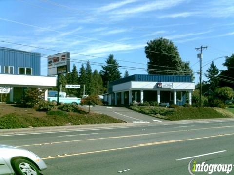 Douglas Slama, DVM - Animal Care Center Veterinary Clinic