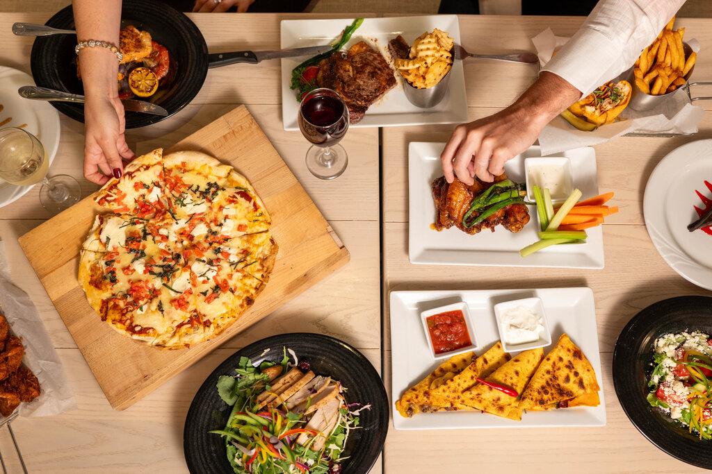 Taste Restaurant & Bar