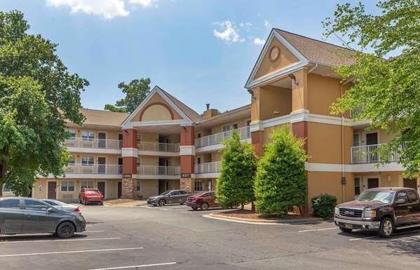 Extended Stay America - Greensboro - Wendover Ave. - Big Tree Way