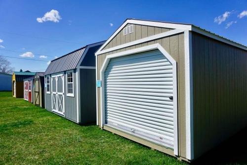 Amish Outdoor Buildings of Michigan