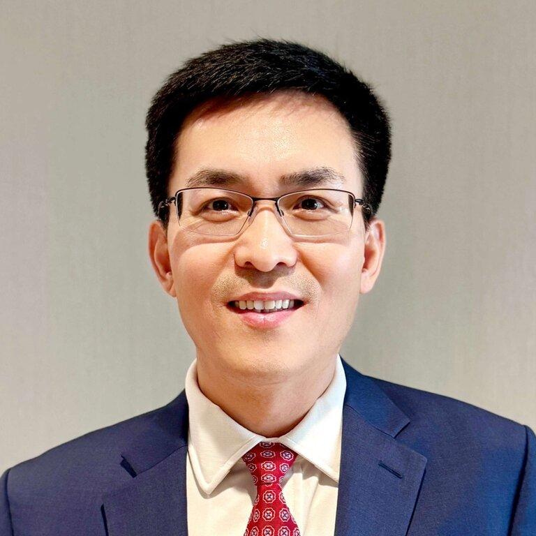 Merrill Lynch Financial Advisor Daniel Zheng